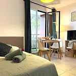 L\'Amazone Studio Plein Centre Plages A 2Min Clim Wifi Sur Le Port - Top Prosconciergerie-